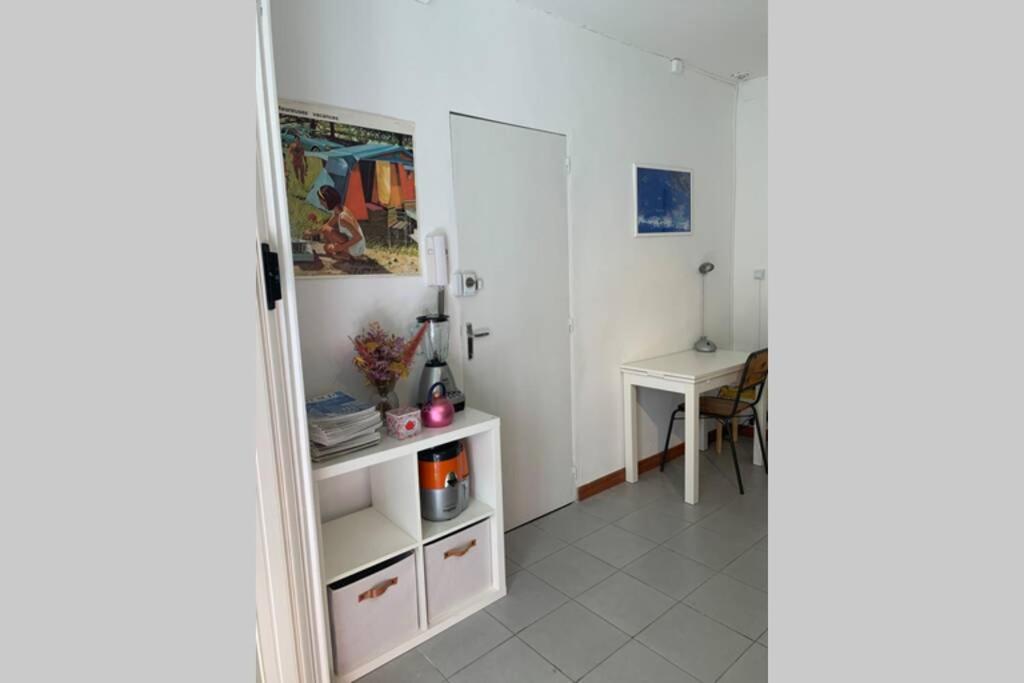 Charming Studio With Patio In The Heart Of 马赛 外观 照片