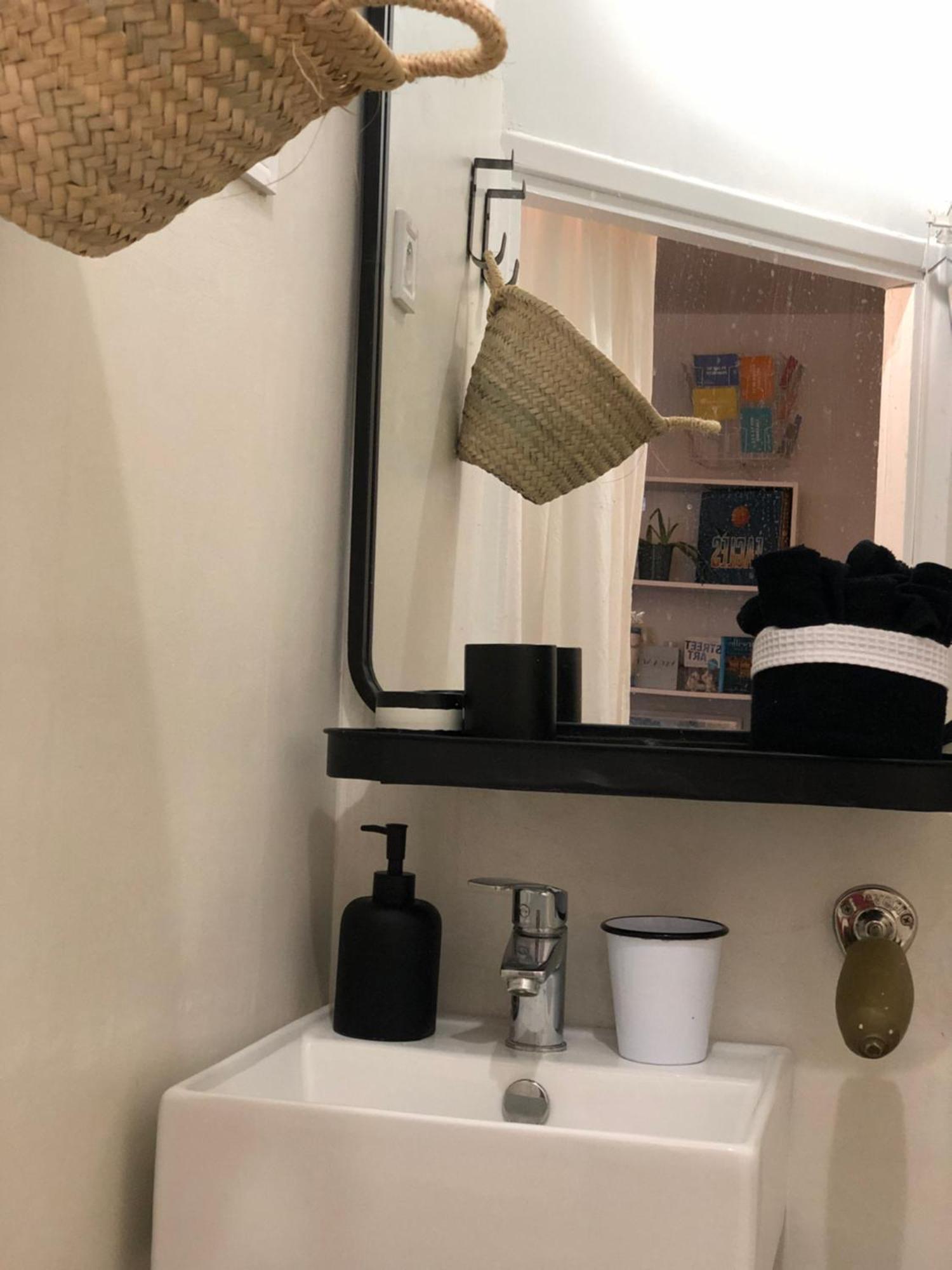 Charming Studio With Patio In The Heart Of 马赛 外观 照片